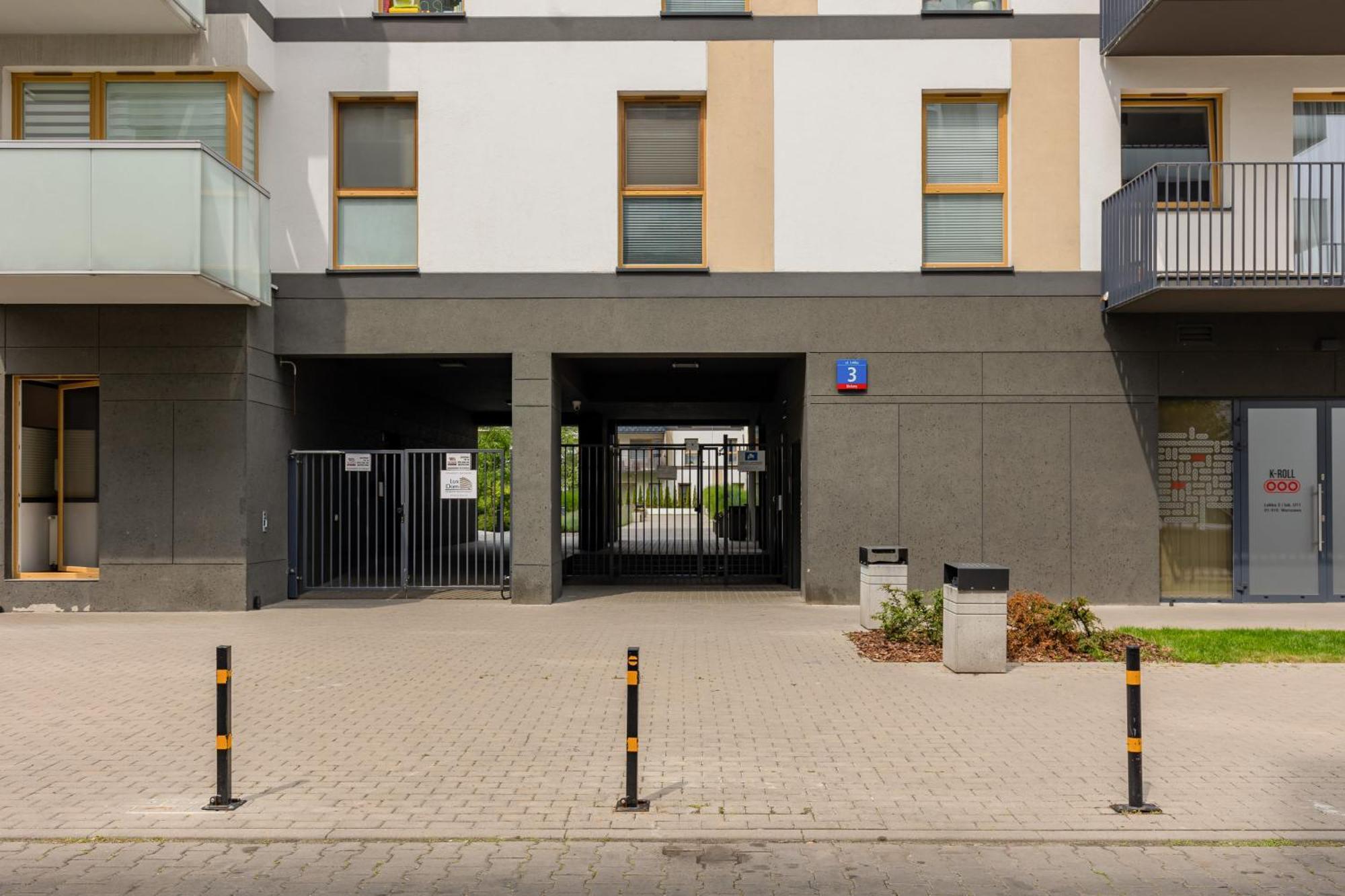 Metro Bielany Apartments By Noclegi Renters Warsaw Luaran gambar